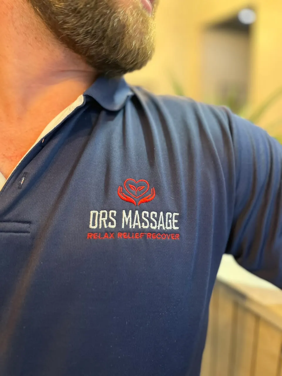 Dian chest logo